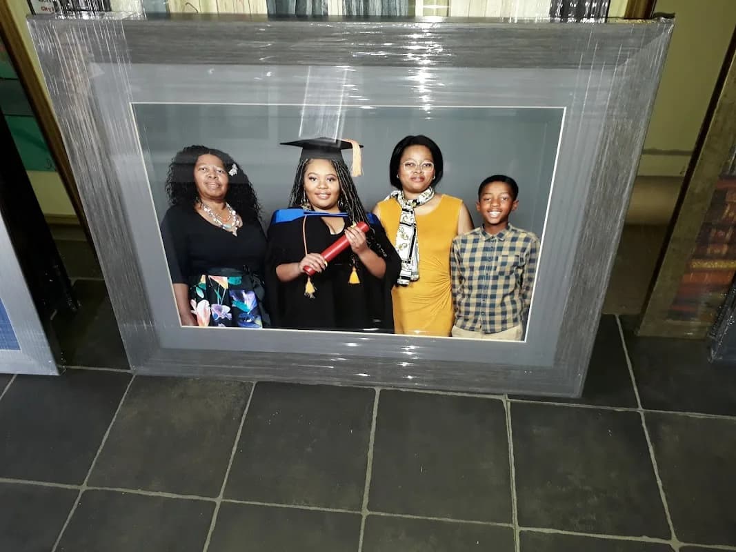 Photo Framing & Art Boutique in Elsburg