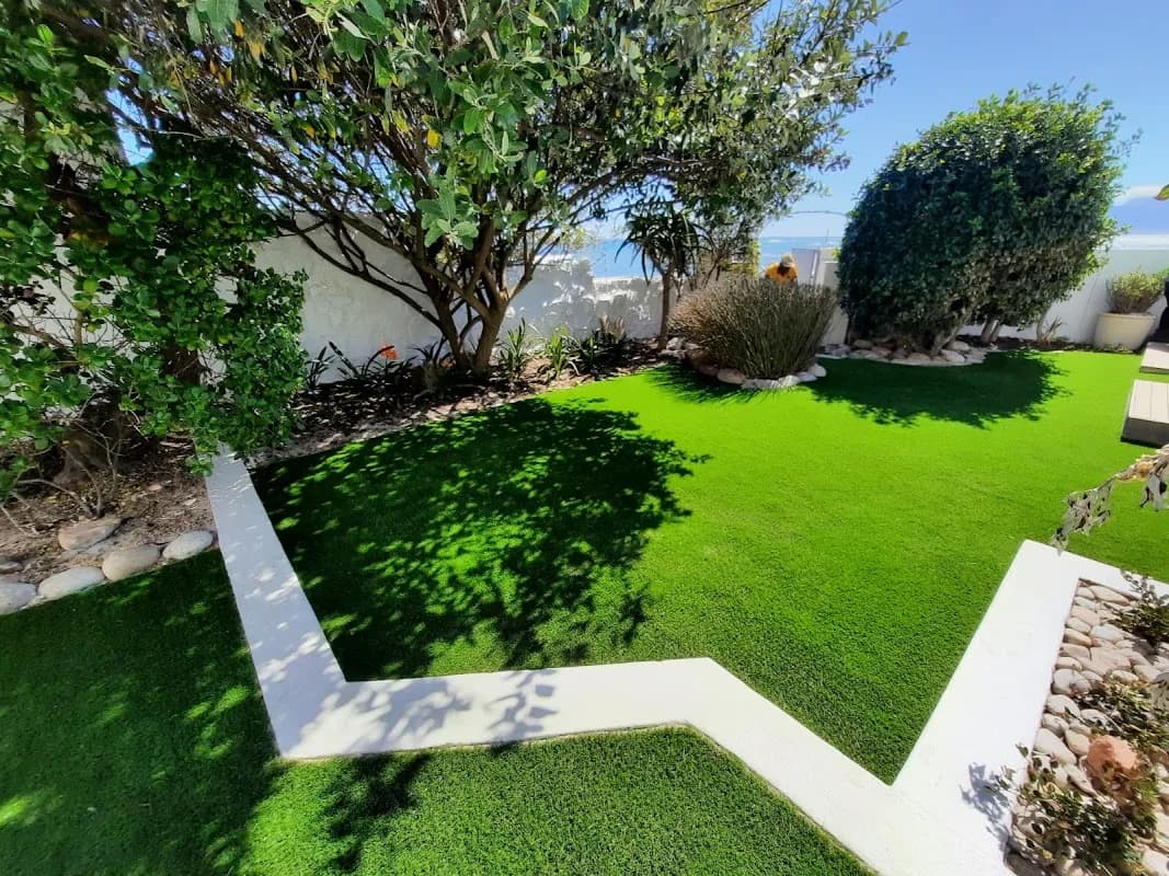 BEST Landscaping in Gardens