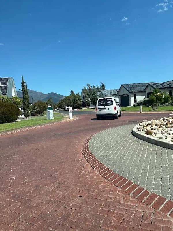 La Main Laundries Paarl in Paarl CBD