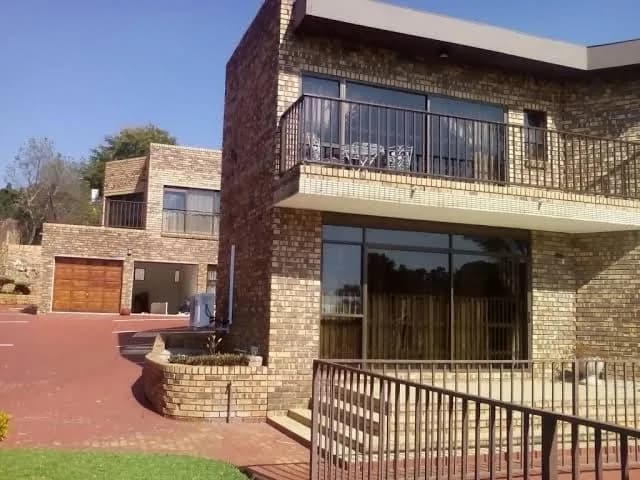 Thabiso Guest House in Silverton