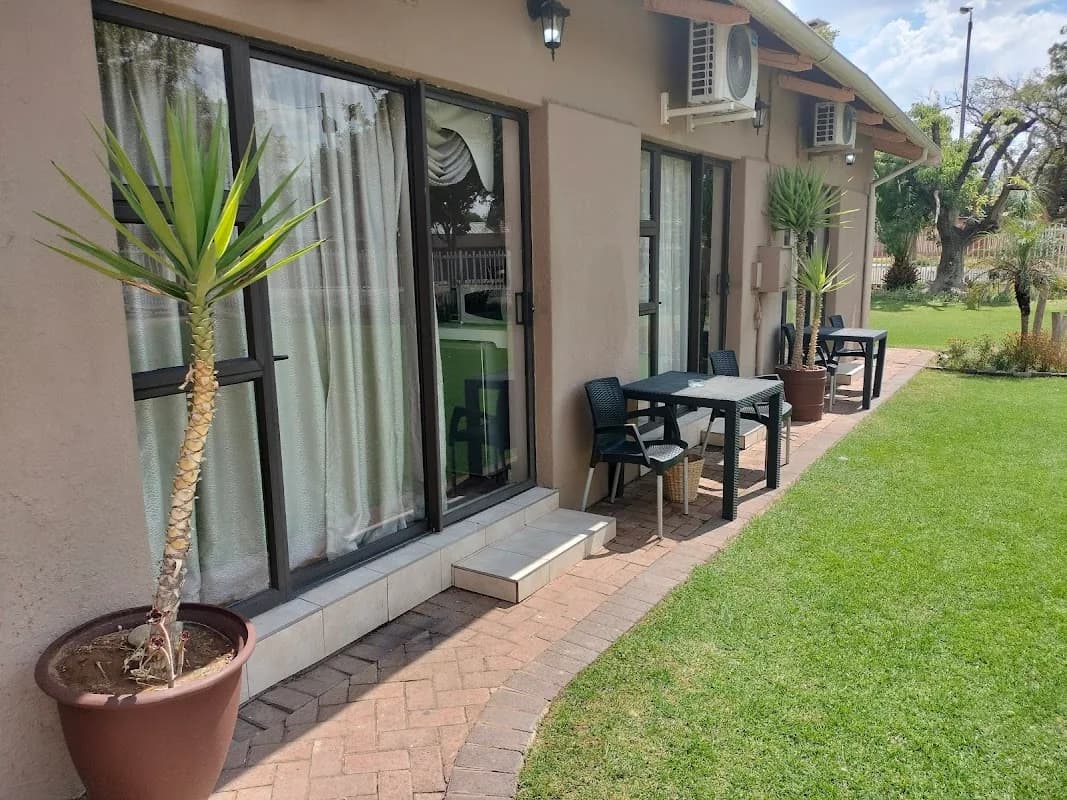 Easy Inn Guesthouse in Thabong
