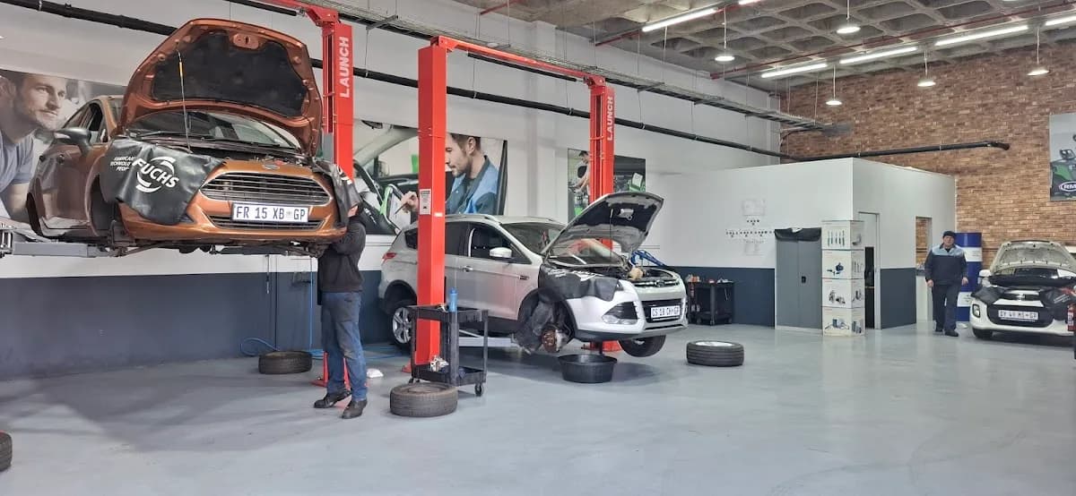 Bosch Car Service Auto Expedi8 - Springs Mall in Springs