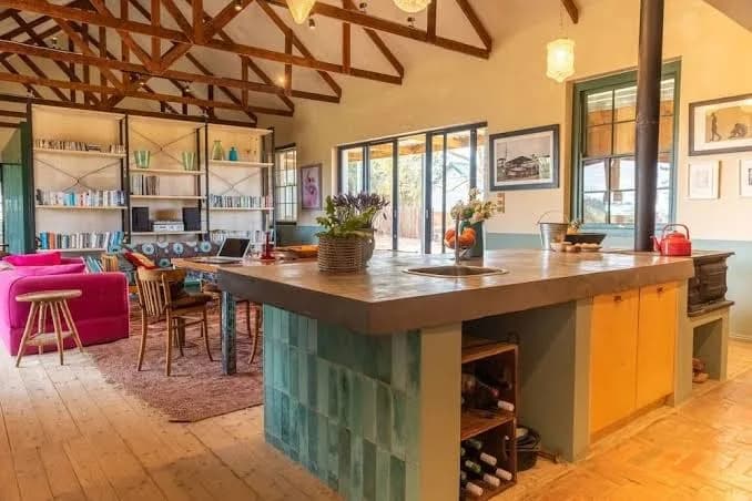The School Farm Stay In Rheenendal Knysna in Thesen Island