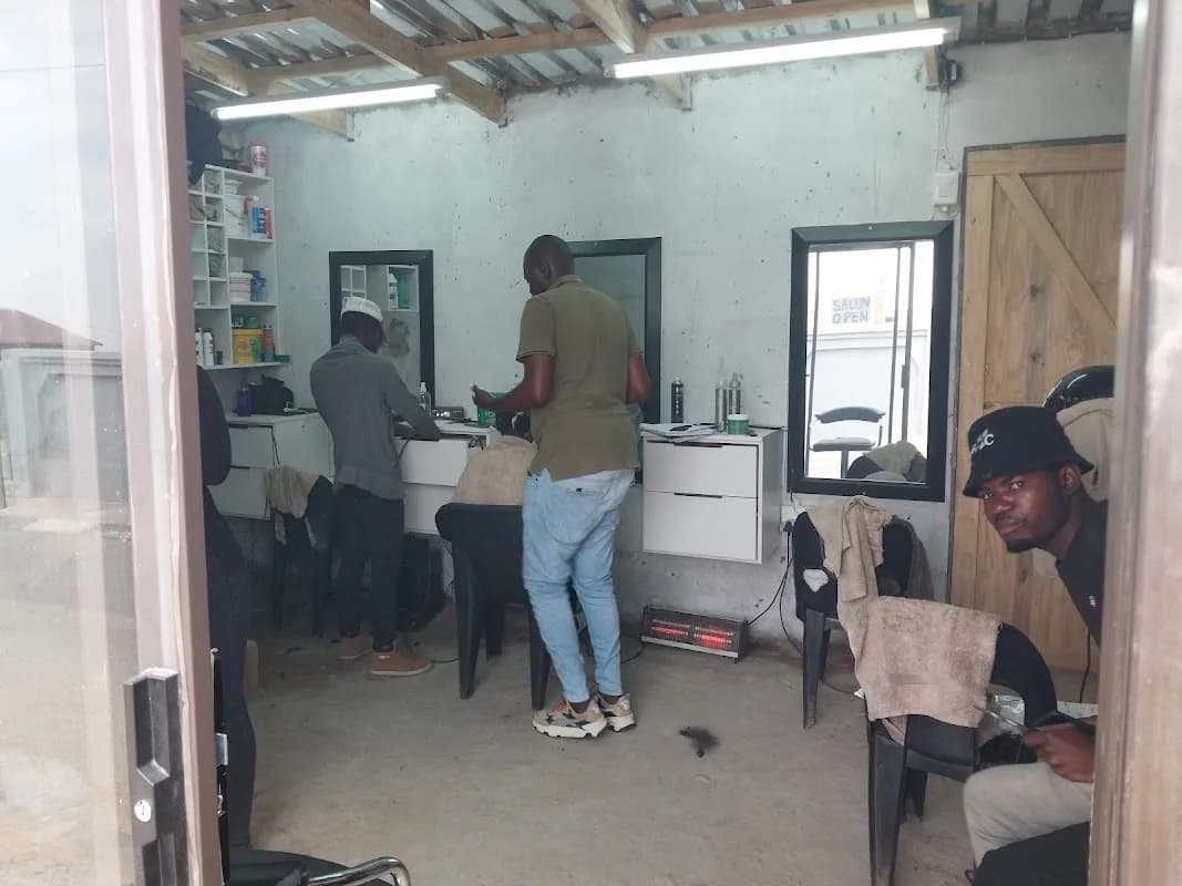 Musa and Fundani's hair salon in Meadowlands