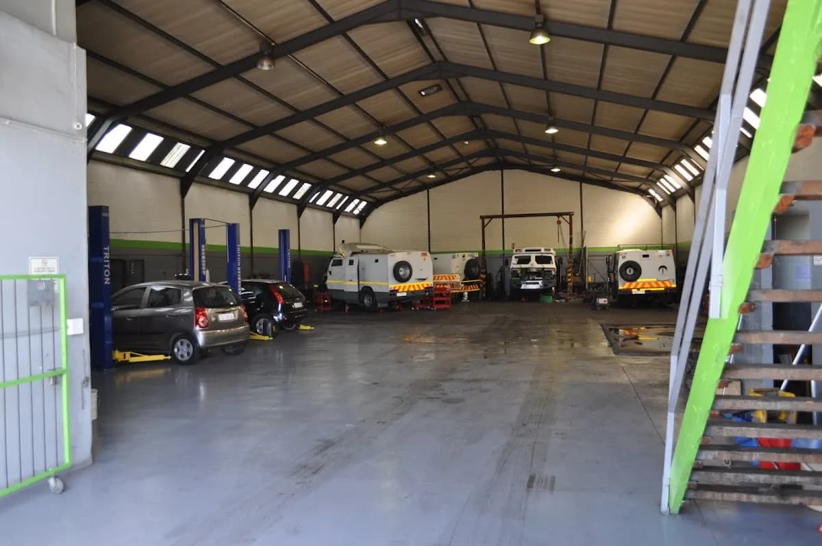 DM Service Centre (e-CAR) in Parow