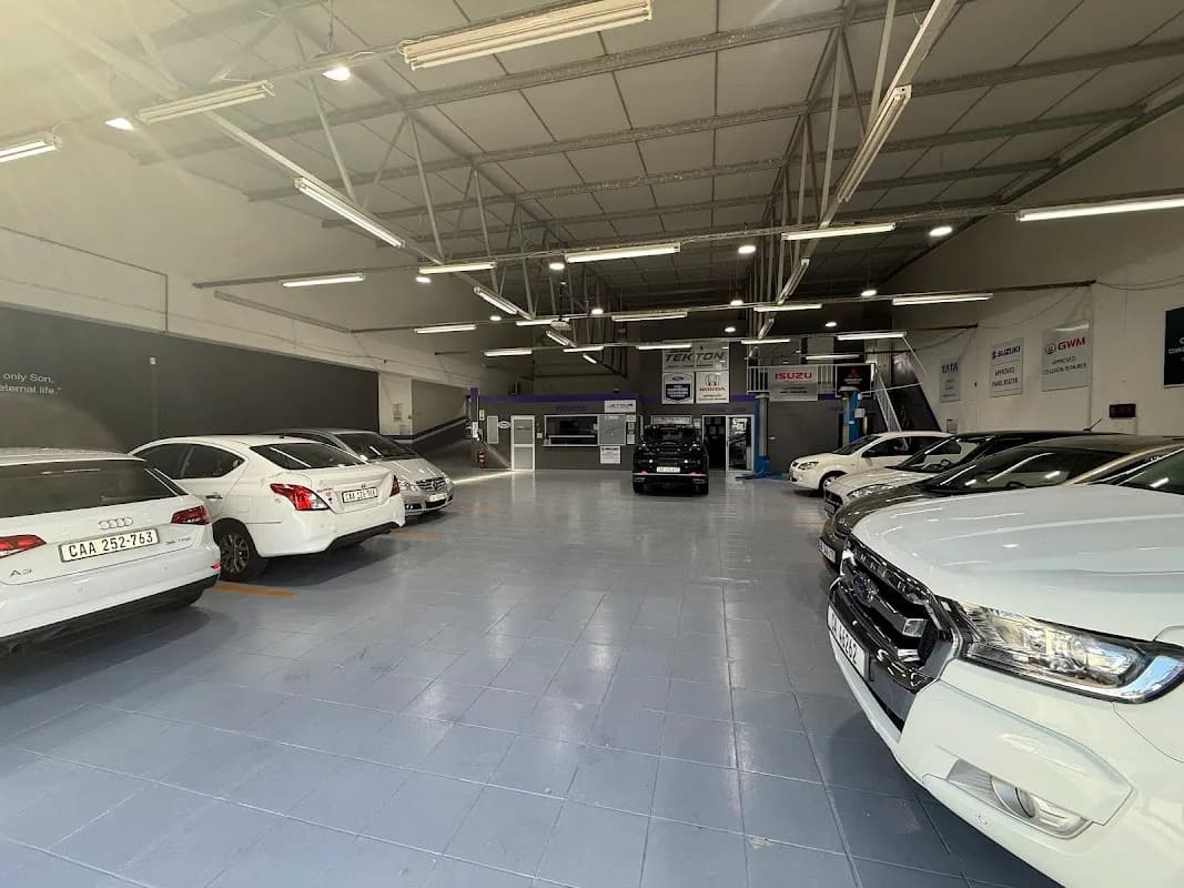 Tekton Autobody Repairs Wynberg in Constantia