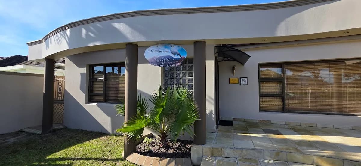 5th Avenue Lodge in Rondebosch