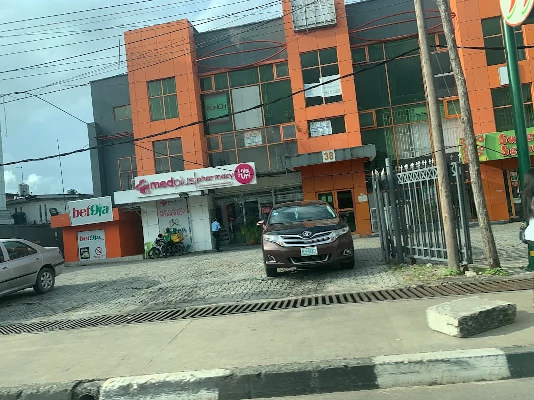Medplus Pharmacy - Awolowo in Awolowo Road