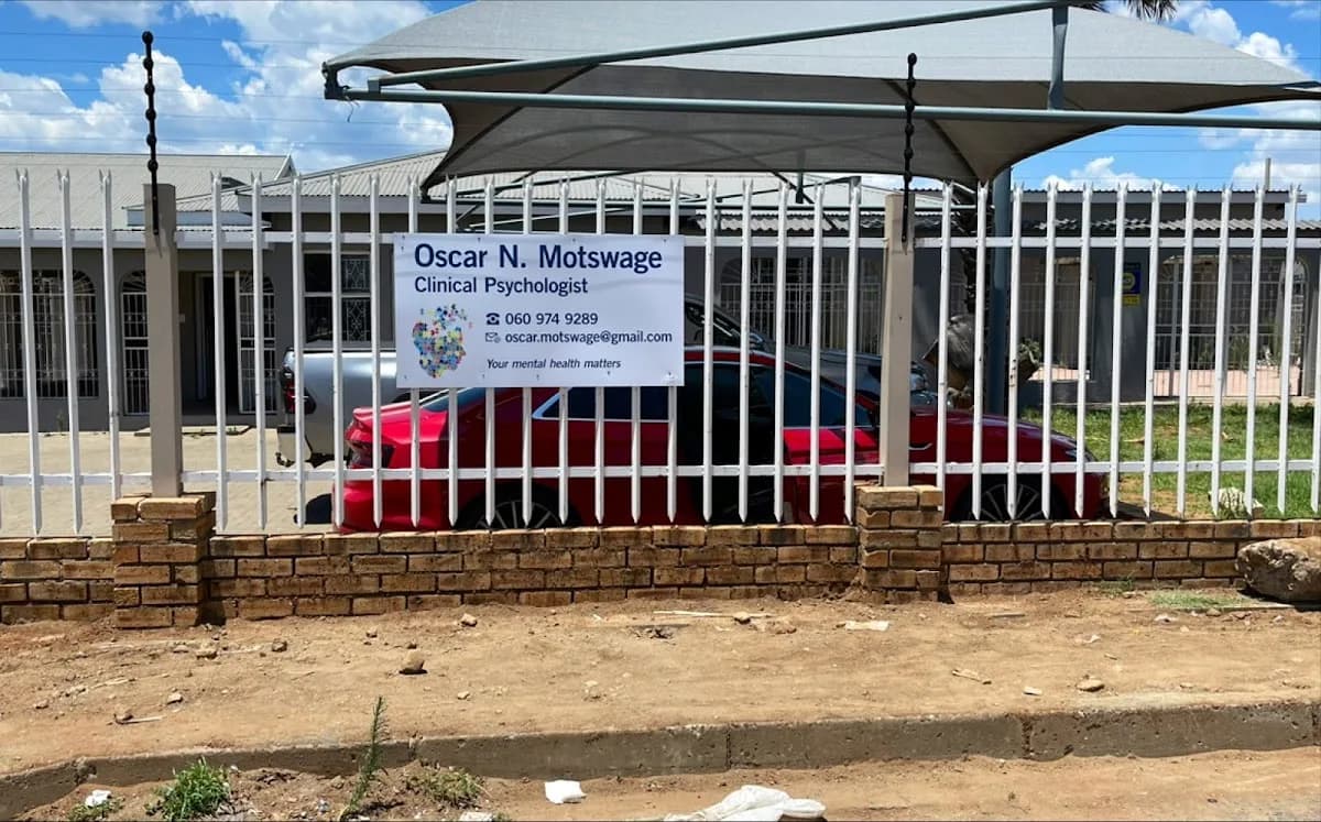 Clinical Psychologist: Oscar Nkamogeleng Motswage in Diamond Pavilion