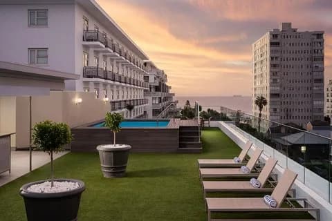 Protea Hotel Cape Town Sea Point in Green Point