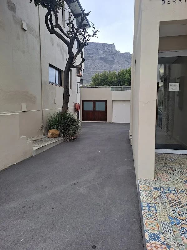 Lymphatics I Manual lymphatic drainage studio I Cape Town in Clifton