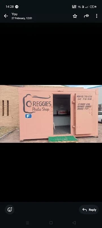 Reggie's Photo shop in Parow