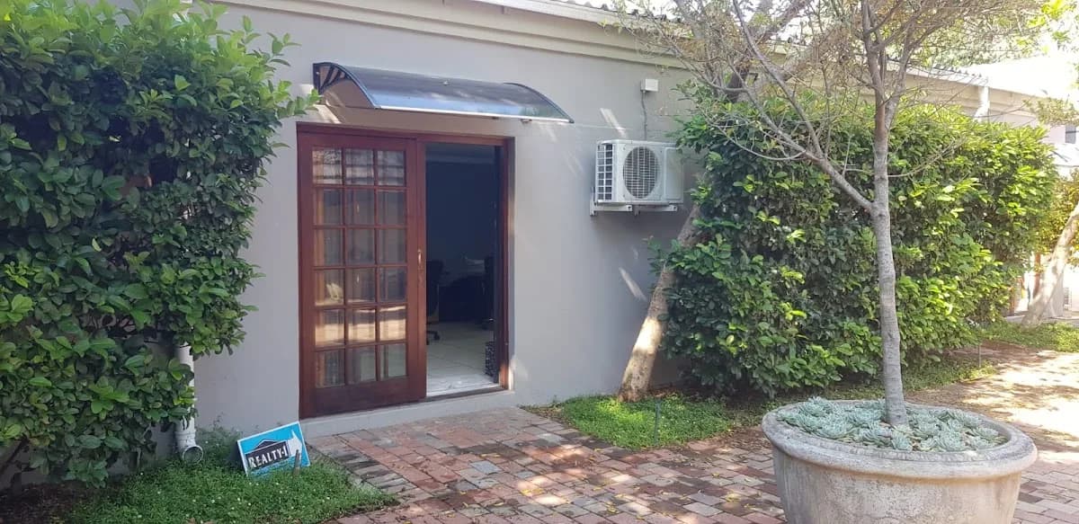 Realty 1 Pretoria Old East Rentals in Brooklyn