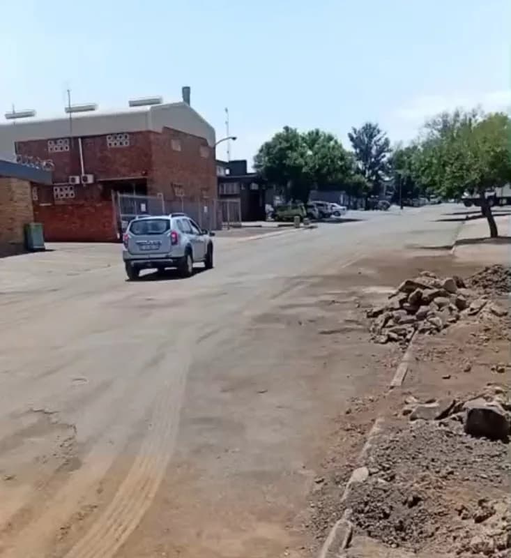 YMS Transport CC in Zamdela