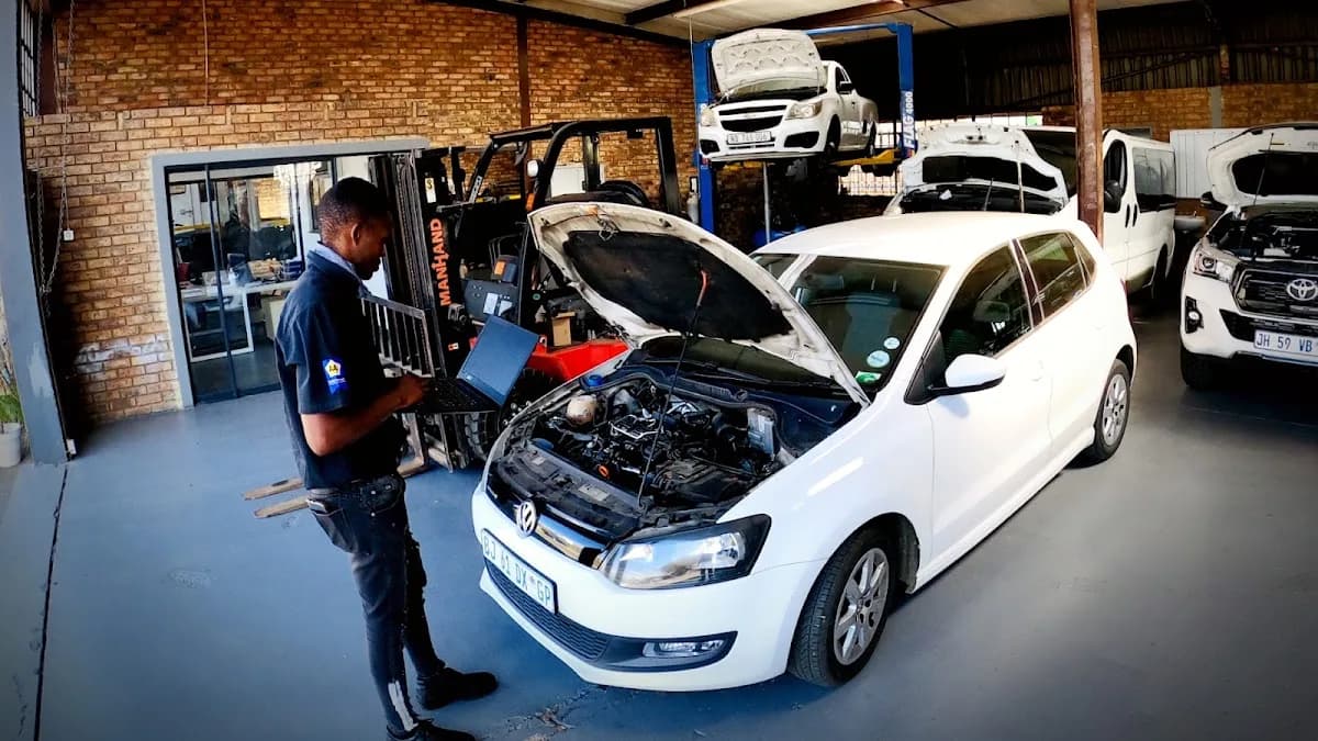 Hauser Auto Services - Major & Minor Service For All Vehicles in Alberton