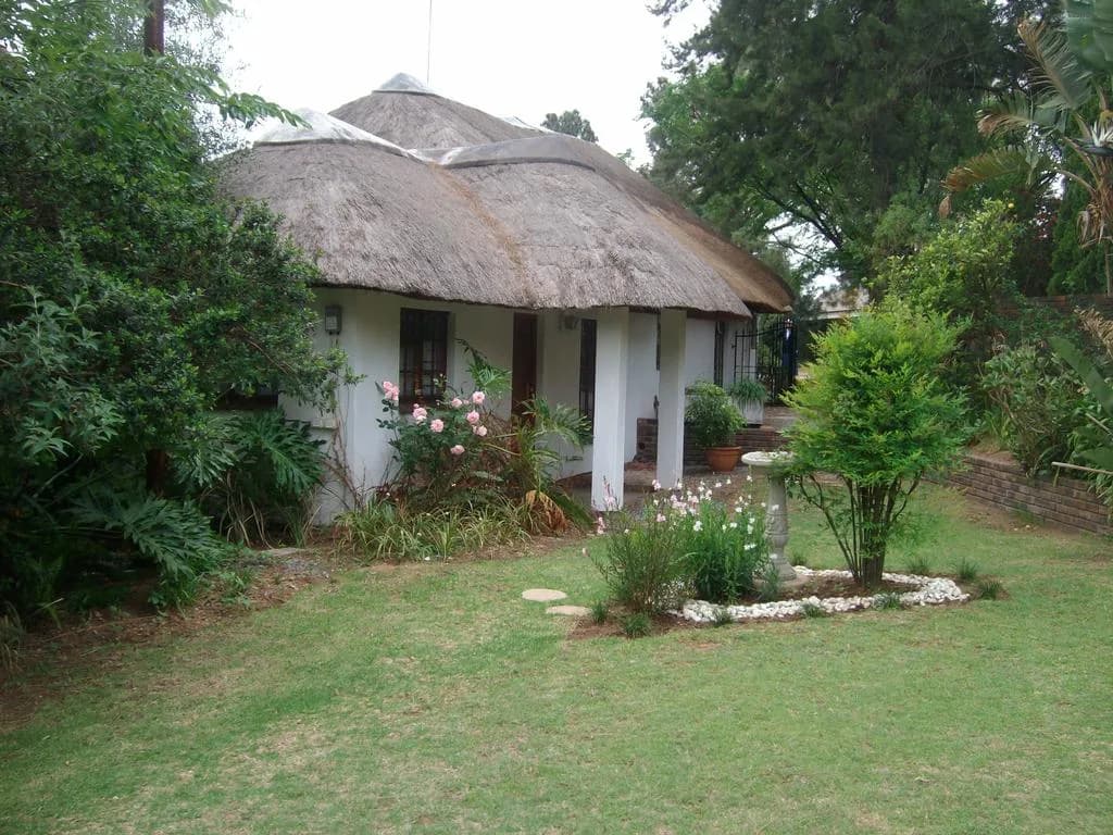 Oaktree Lodge Guest House in Kyalami