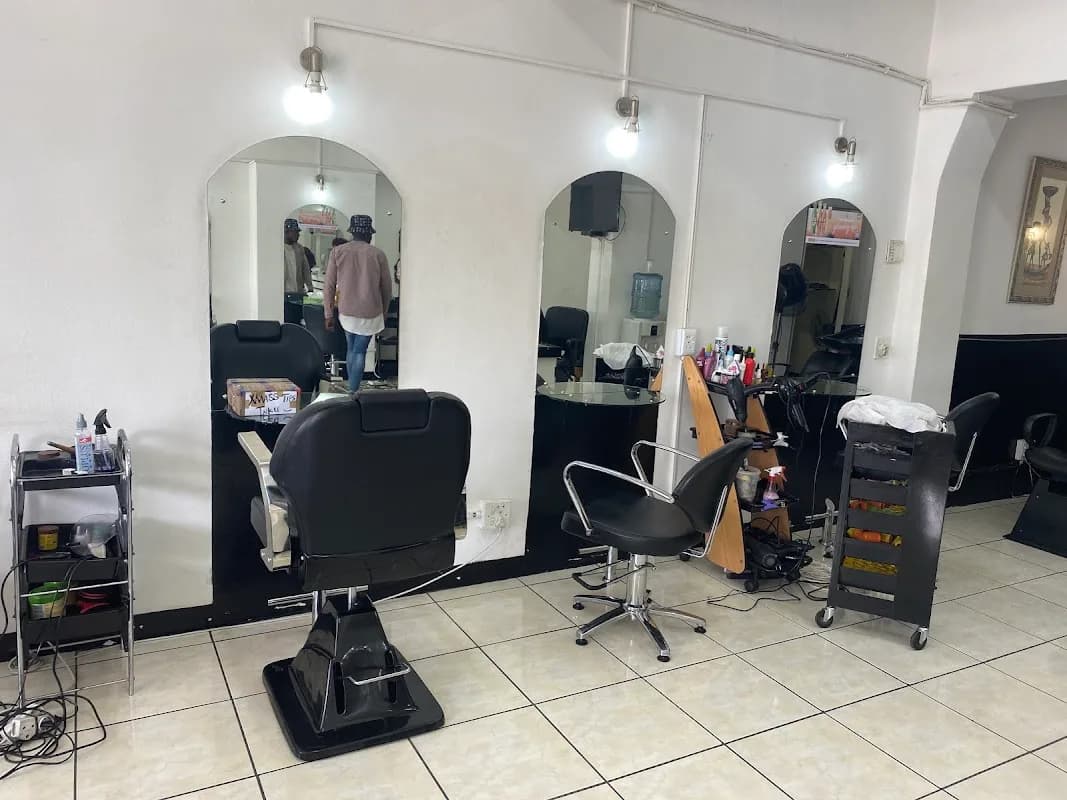 Green - Ivy Hair & Beauty Studio in Rivonia