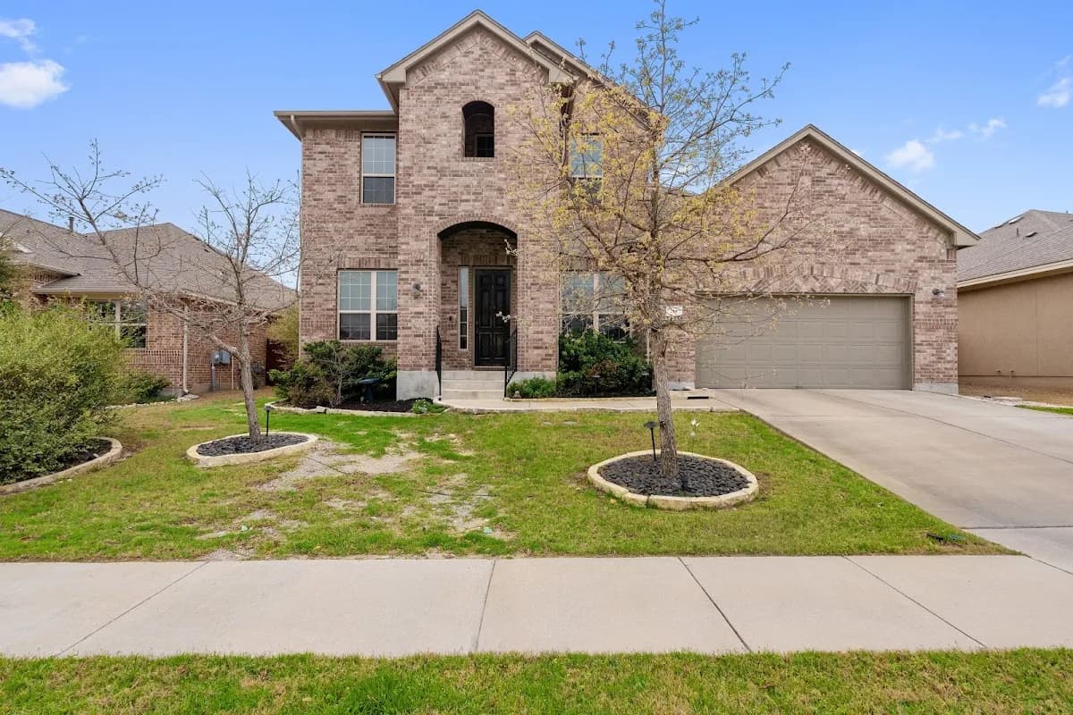 Luis Saenz Realtor in South Congress / SoCo