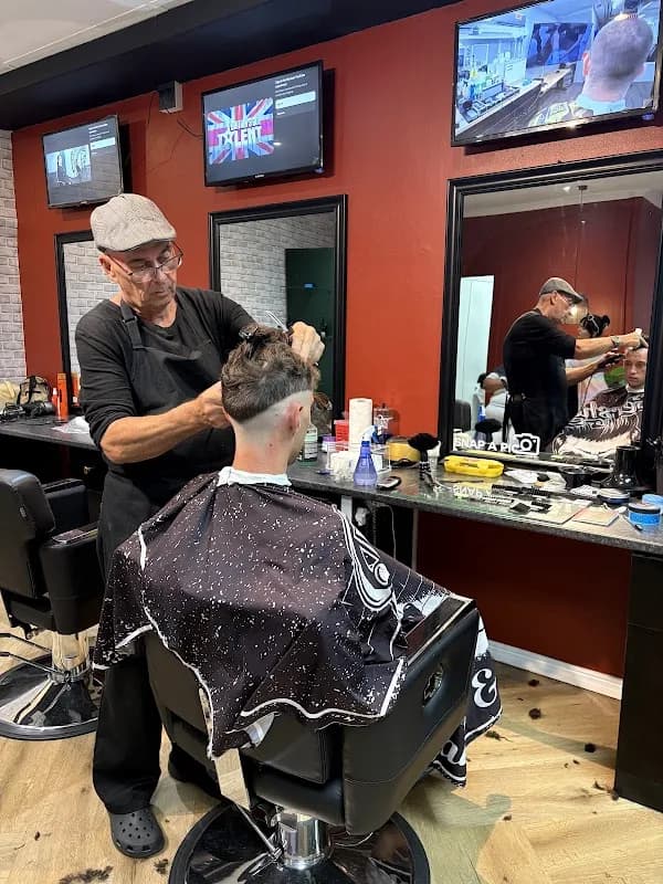 Four Gents Barbershop Strand in Gordon's Bay