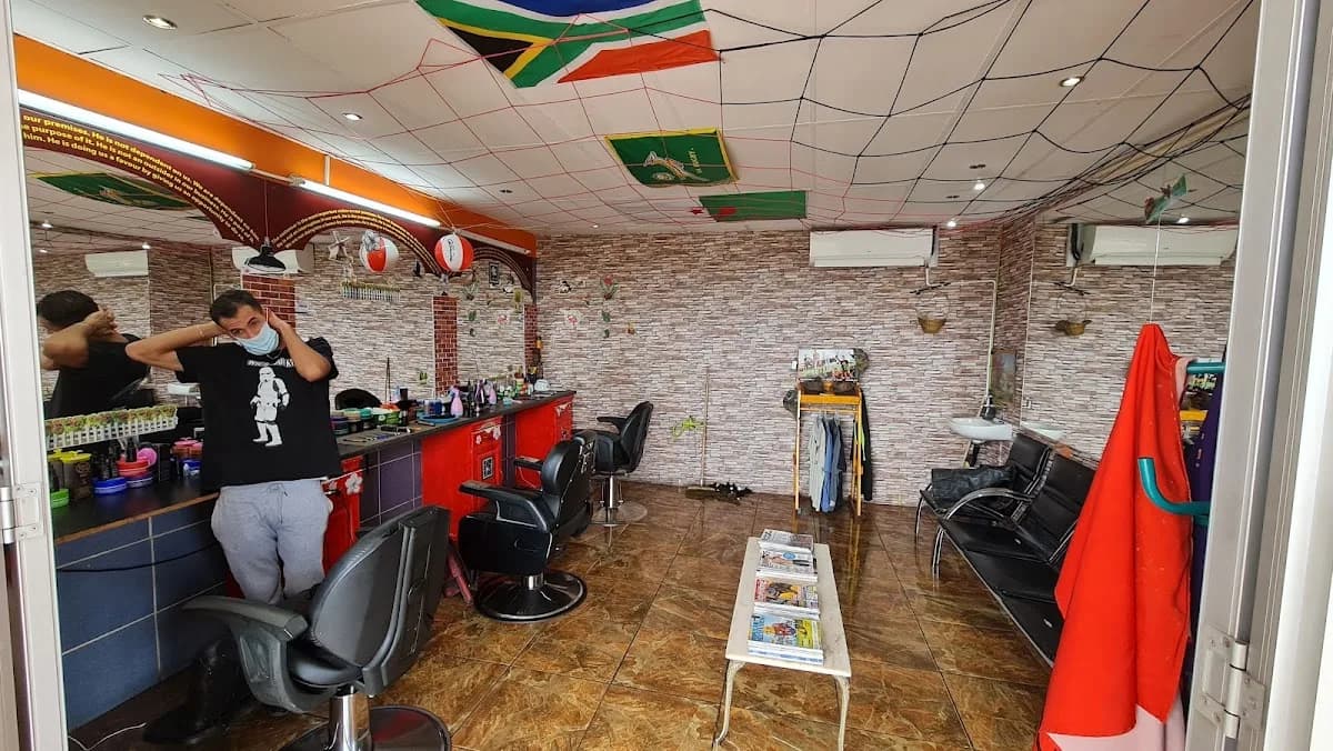 Edwardo Barber Shop in The Moot