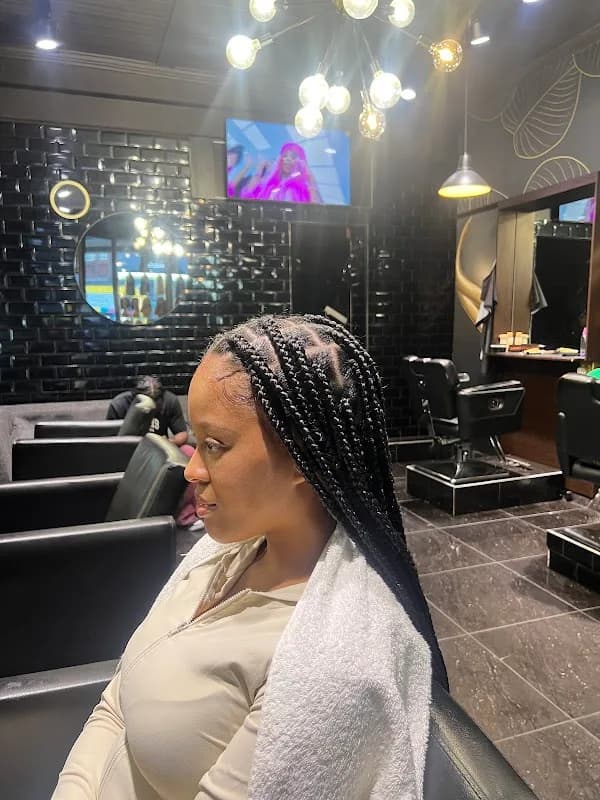 BeautyOnLong Unisex Salon in City Bowl