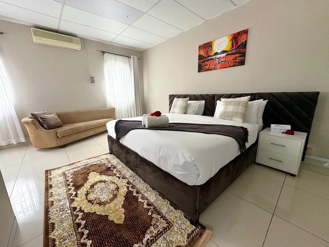 Kilimanjaro lodge Bed & Breakfast in Germiston CBD