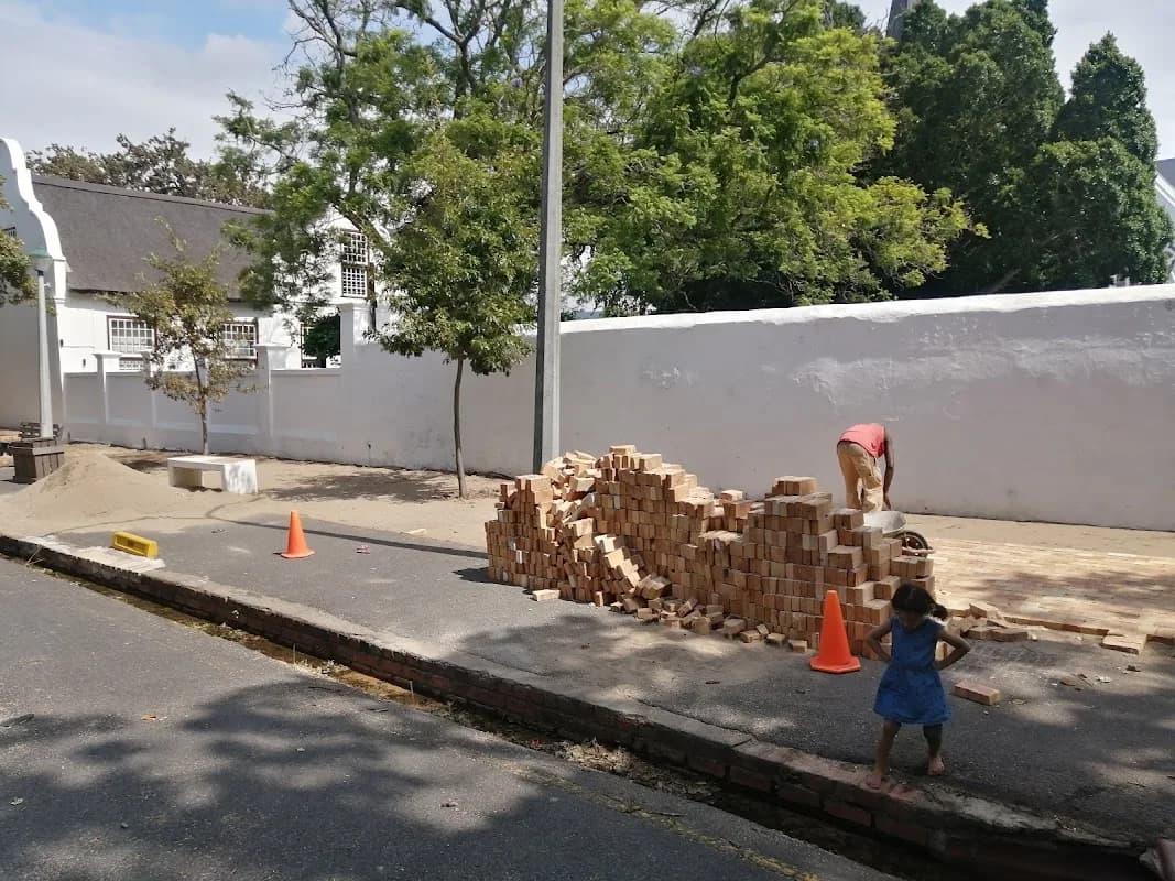 Plx Construction (Pty)Ltd in Kayamandi