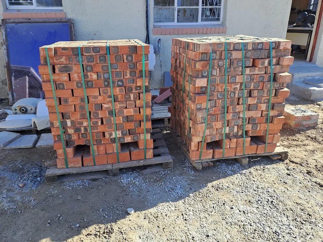 Prominent Building supplies in Gqeberha CBD