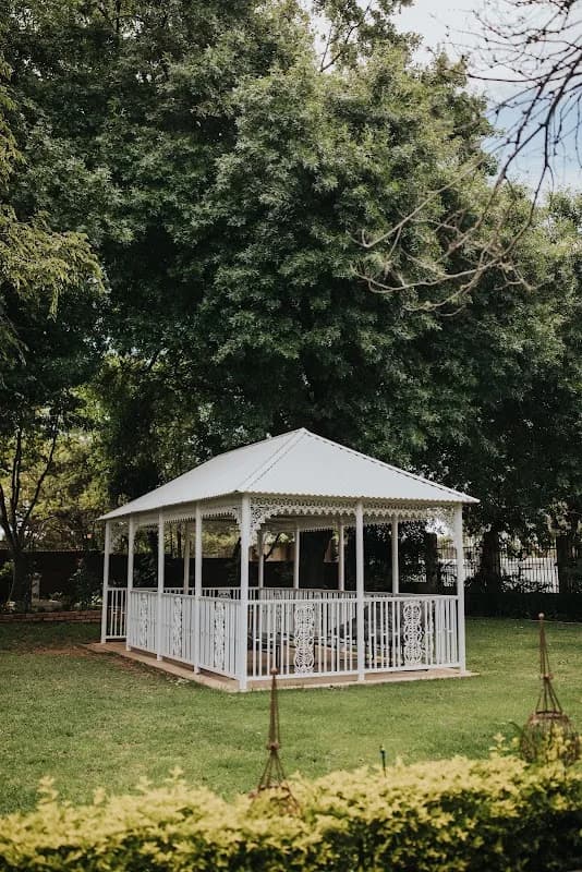 Vintage On Main in Waterkloof