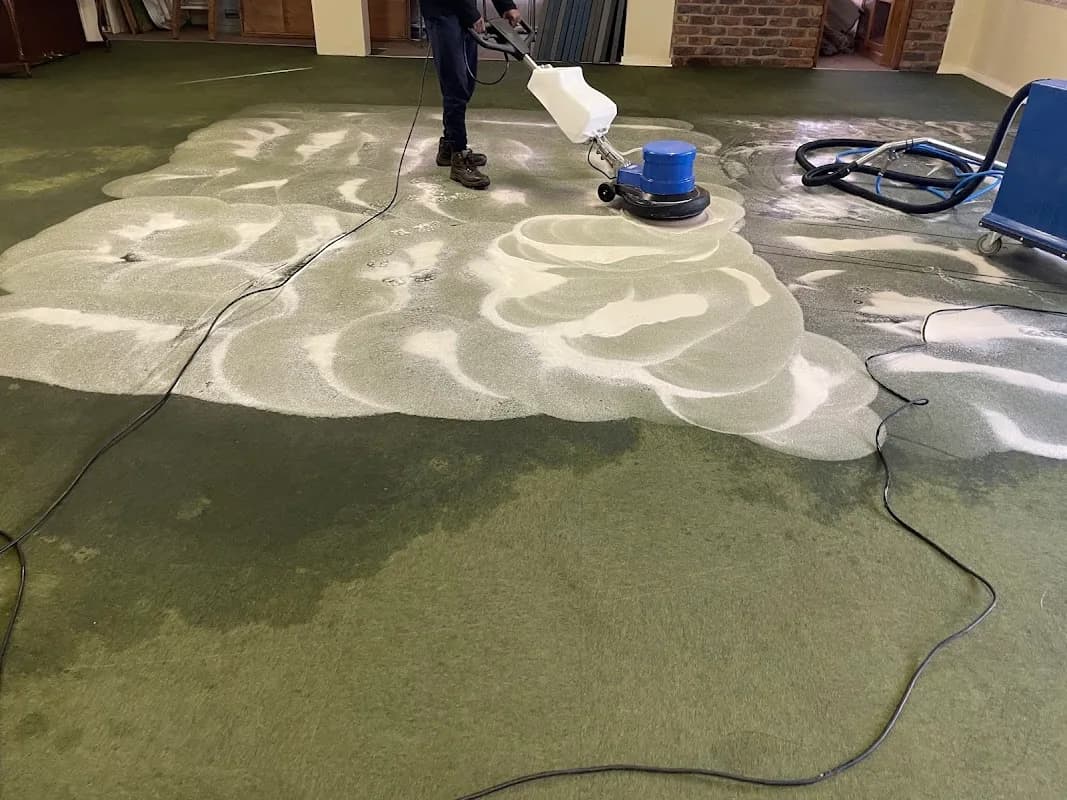 Phatsimela Cleaning Services in Monument Heights
