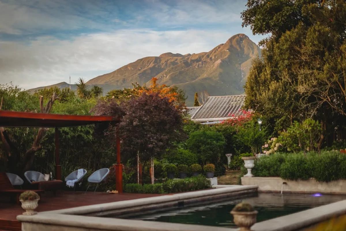 Atello Guesthouse in George South