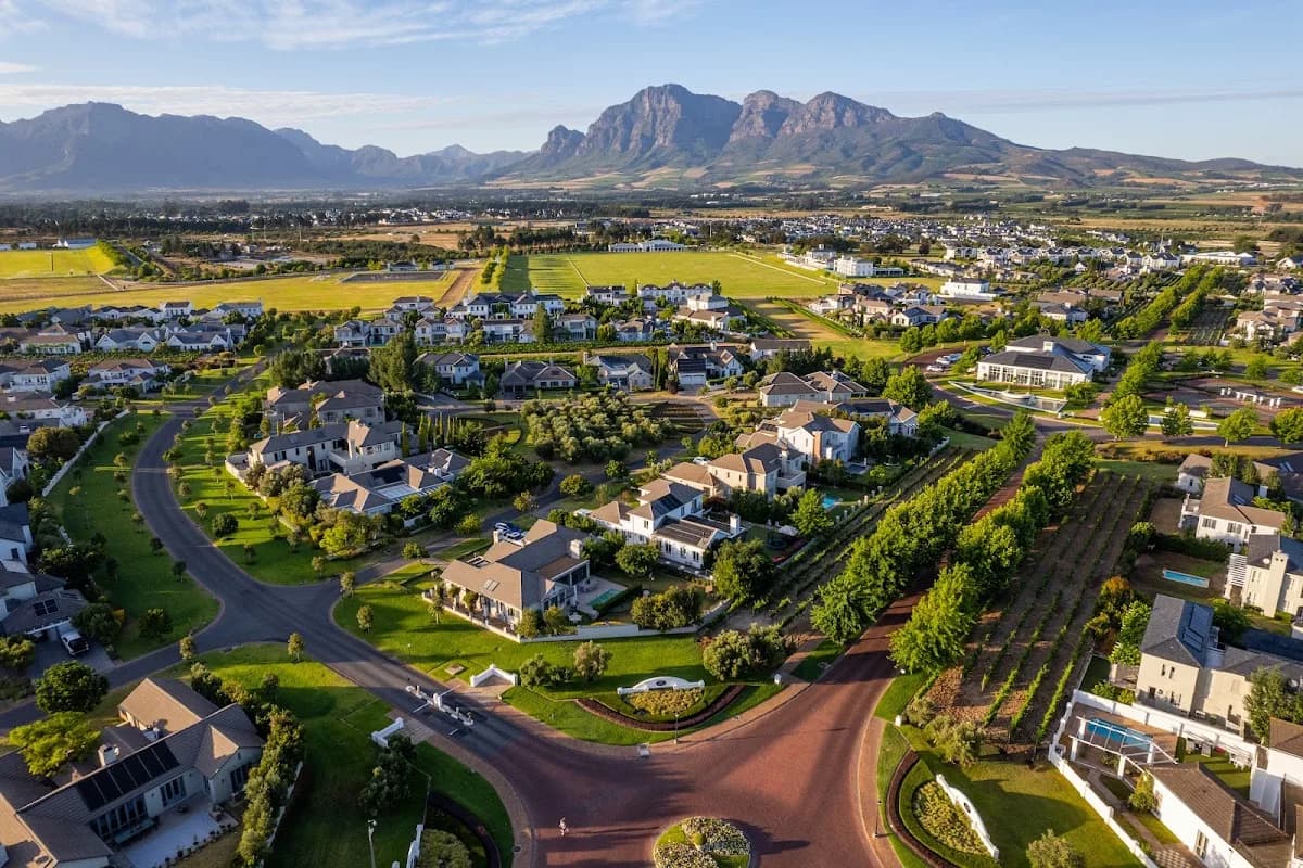 Cape Winelands Properties in Paarl East