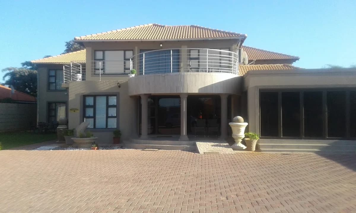 Setumishi Guest House in Lephalale CBD