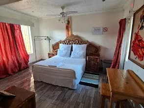 Host-Hub Guest House Rustenburg in Rustenburg CBD