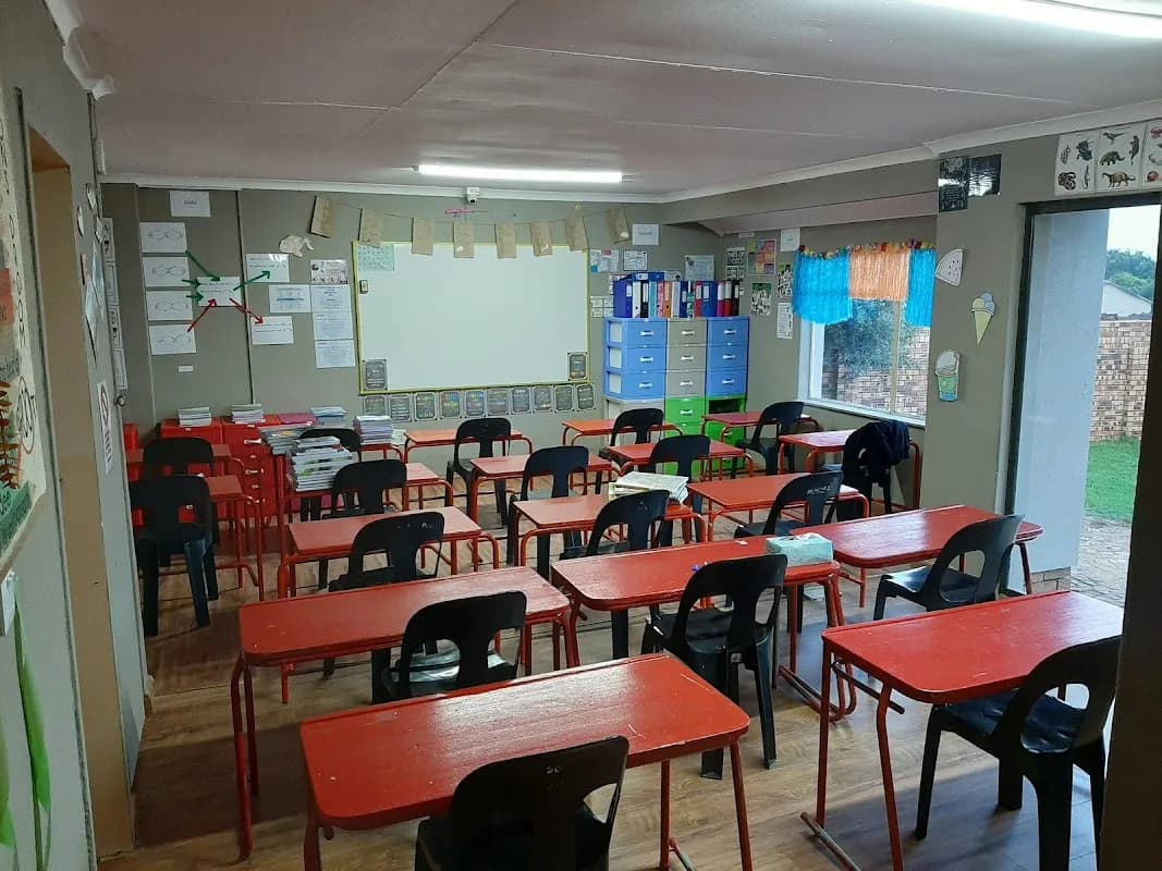 Diligent Students in Secunda CBD