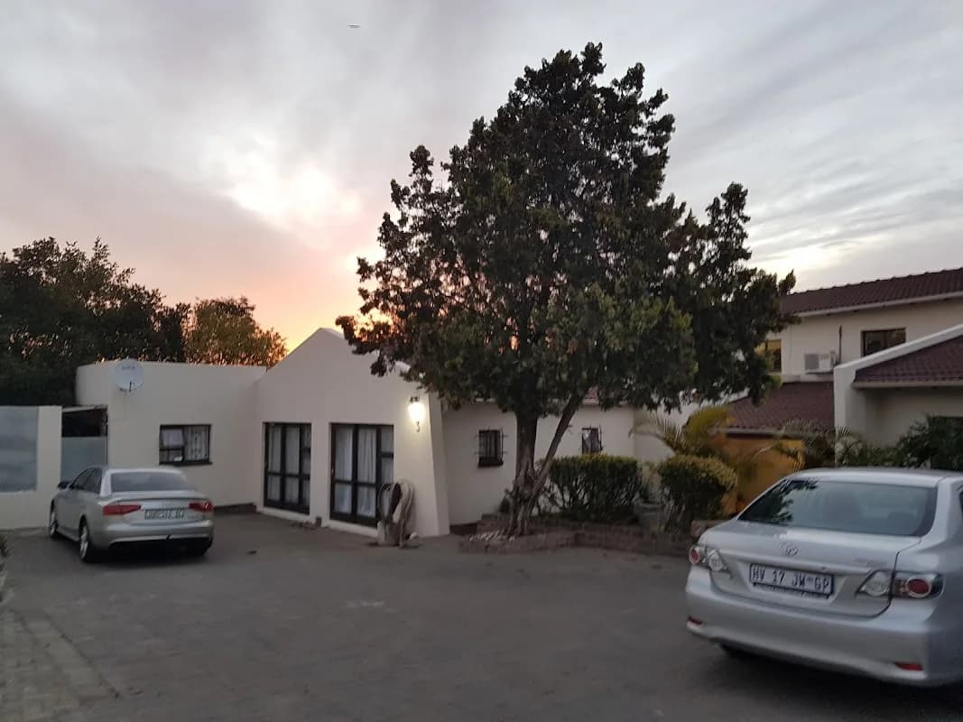 Ekukhanyeni B & B in Bhisho Civic Centre
