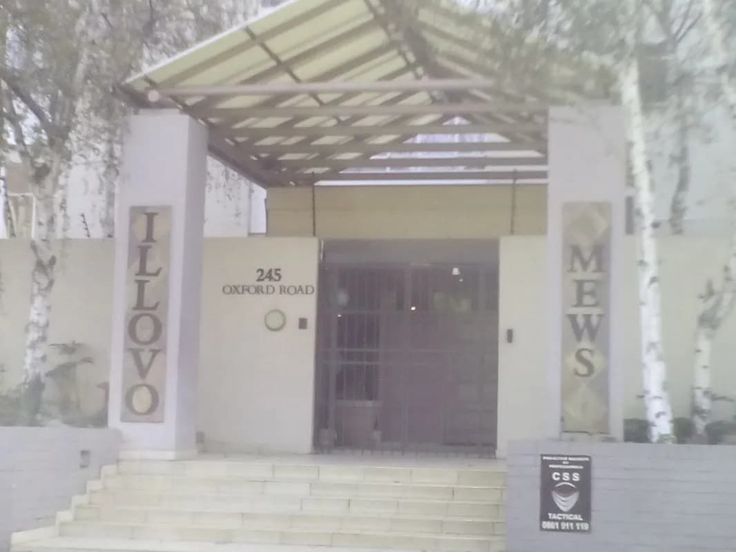 Illovo Mews. in Illovo
