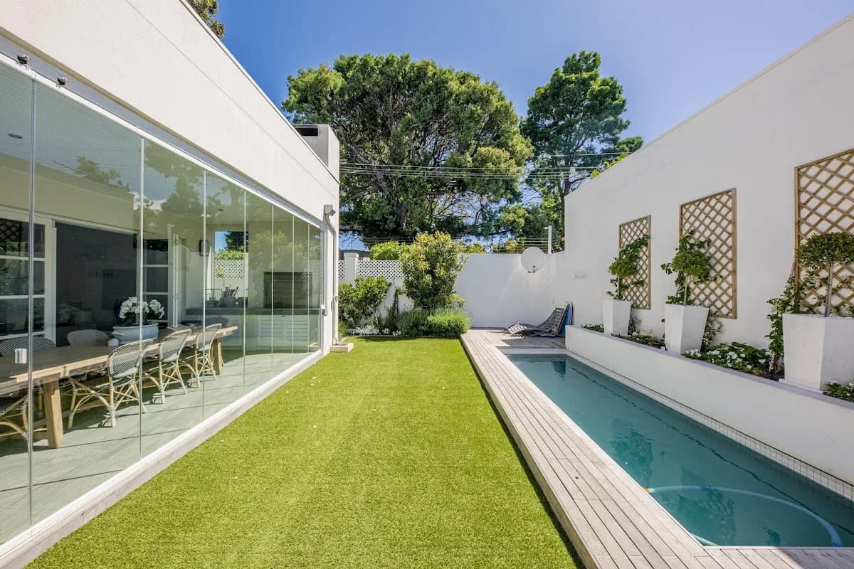 Robshaw Property in Claremont