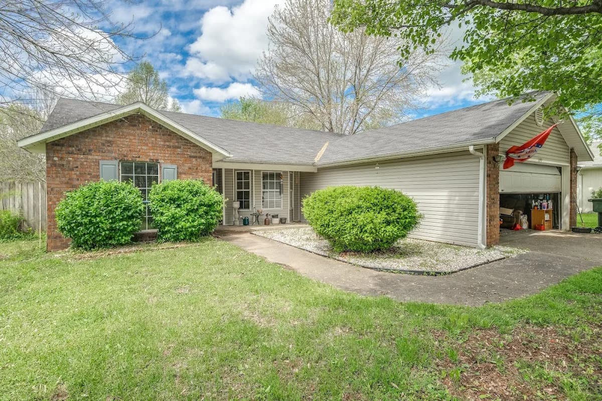 Curtis Realty Group in Rogers / Springdale