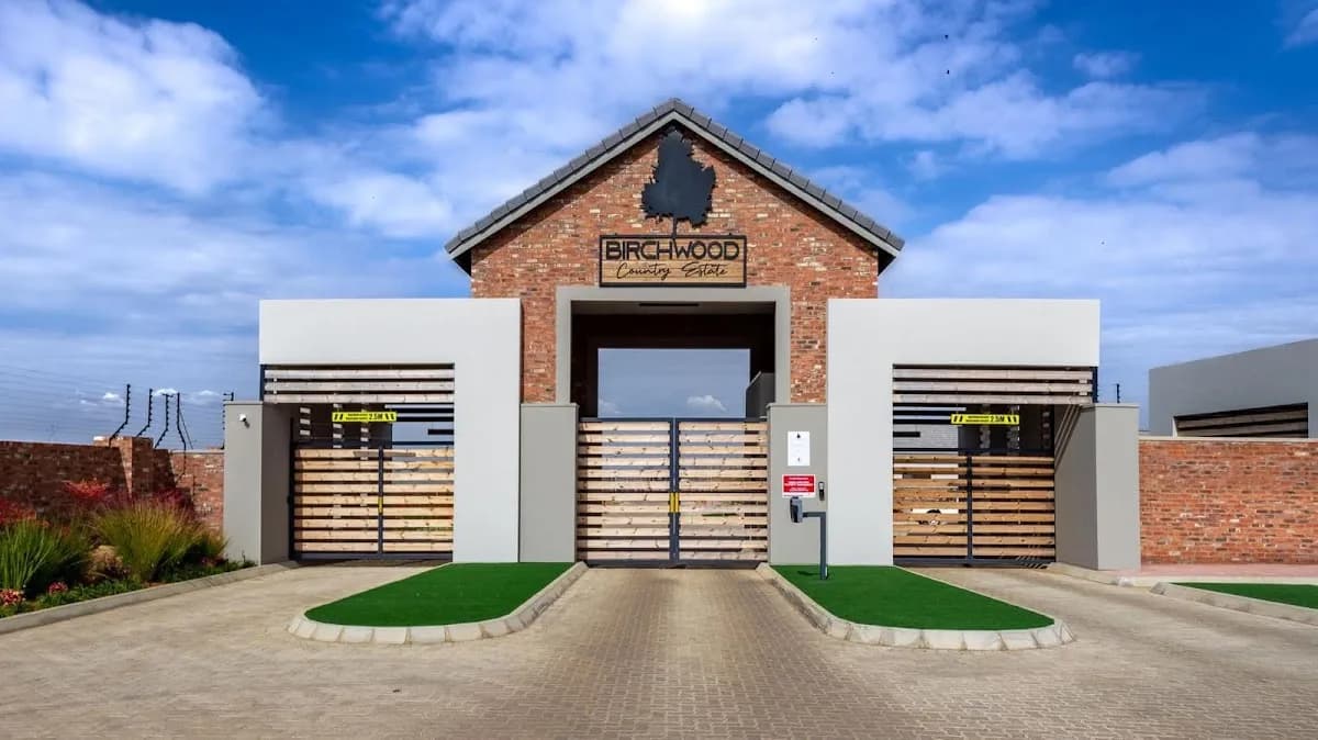 Birchwood Country Estate in Baillie Park
