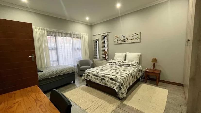 Douwe Cottages Accommodation in Faerie Glen