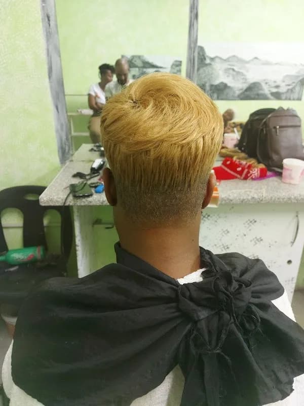 3t Beauty Parlour in Tlhabane