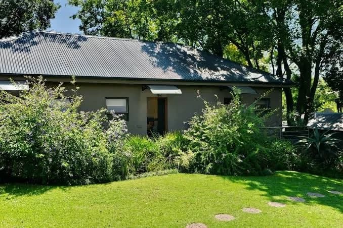 Sand River Guest House in Sandton