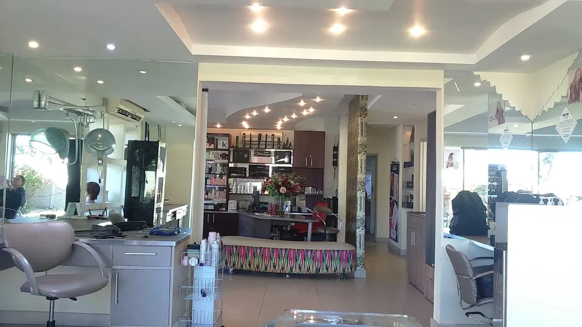 Hair Studio Rondebosch in Rondebosch