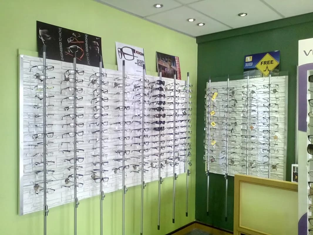 Khan Optometrist Uitenhage in Uitenhage