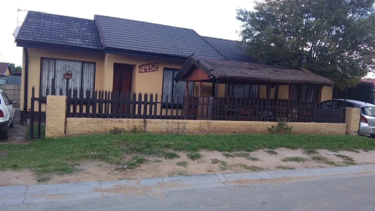 Lethatsa House in Zamdela