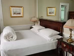 Tintagel Guest House in Gardens