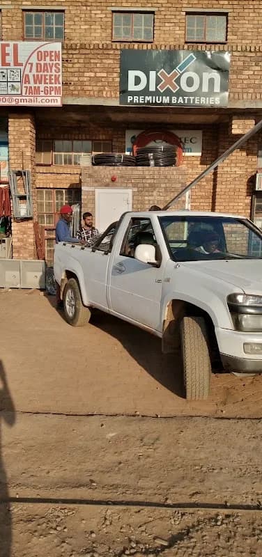 Anderson Uber & Bakkie in Mamelodi