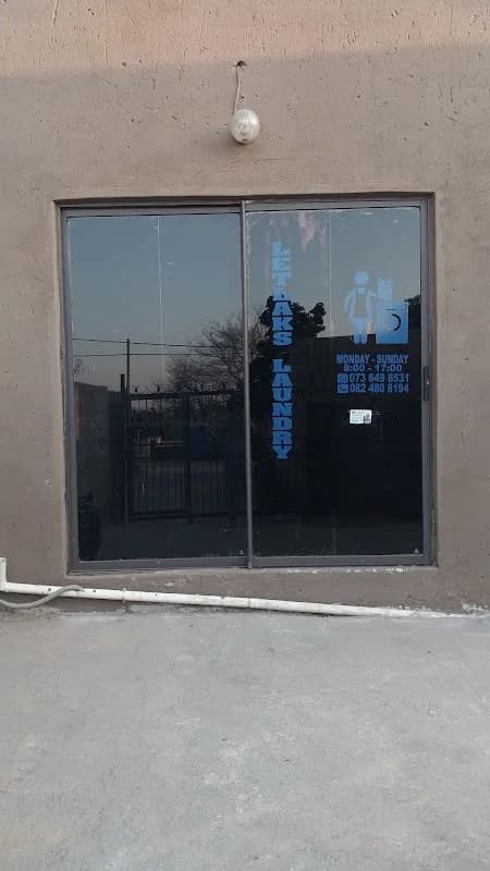 Letlak's Laundry service in Esther Park