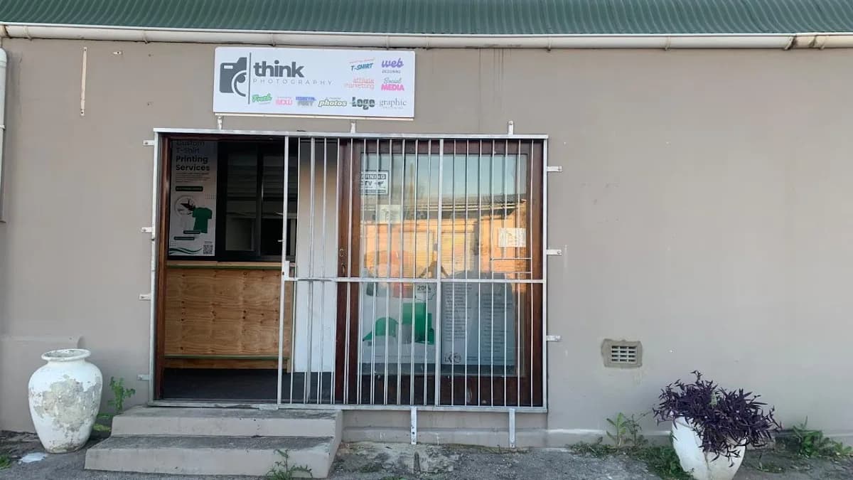 Think Photography Sign & Print in Uitenhage